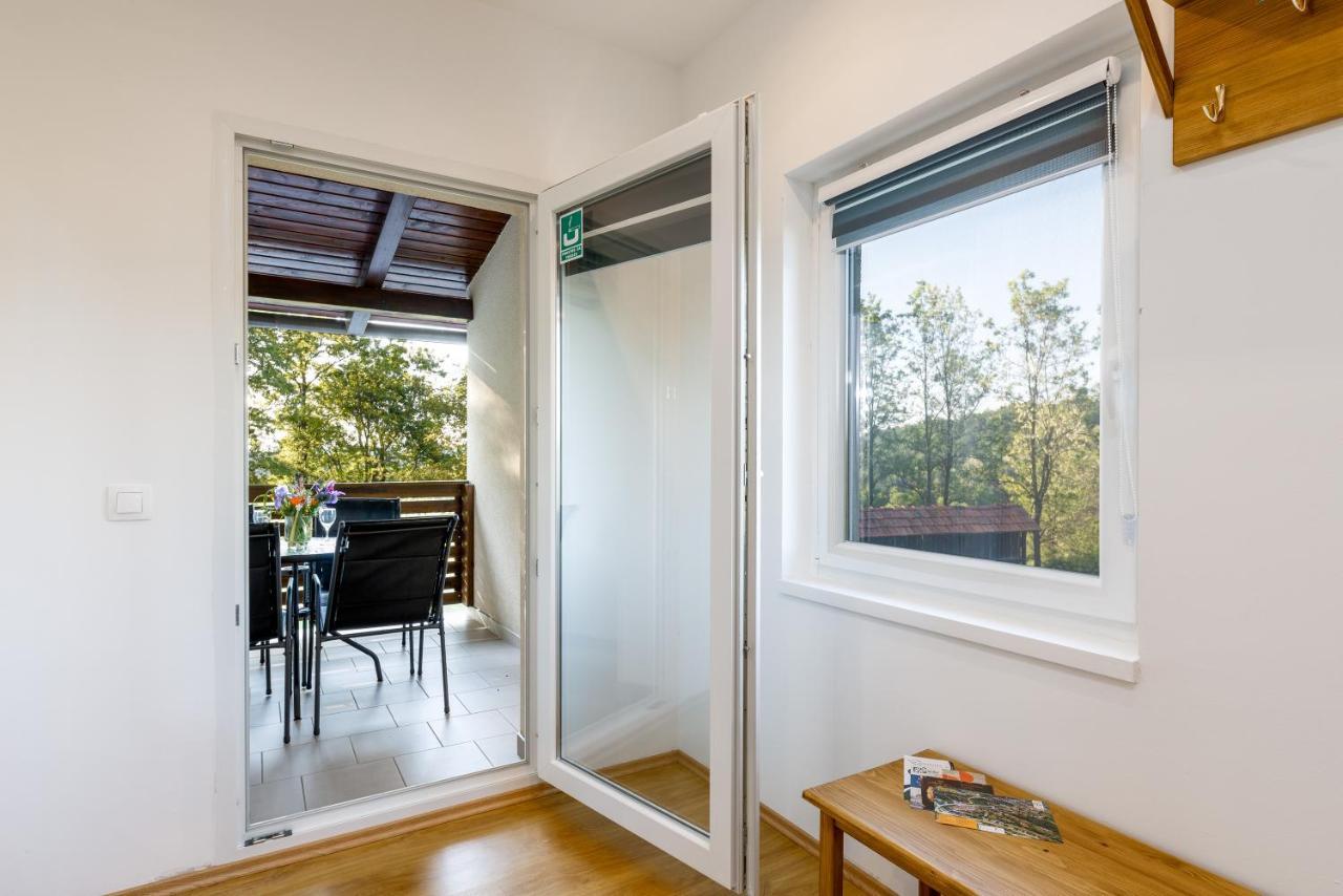 Apartman Medved Szluin Kültér fotó