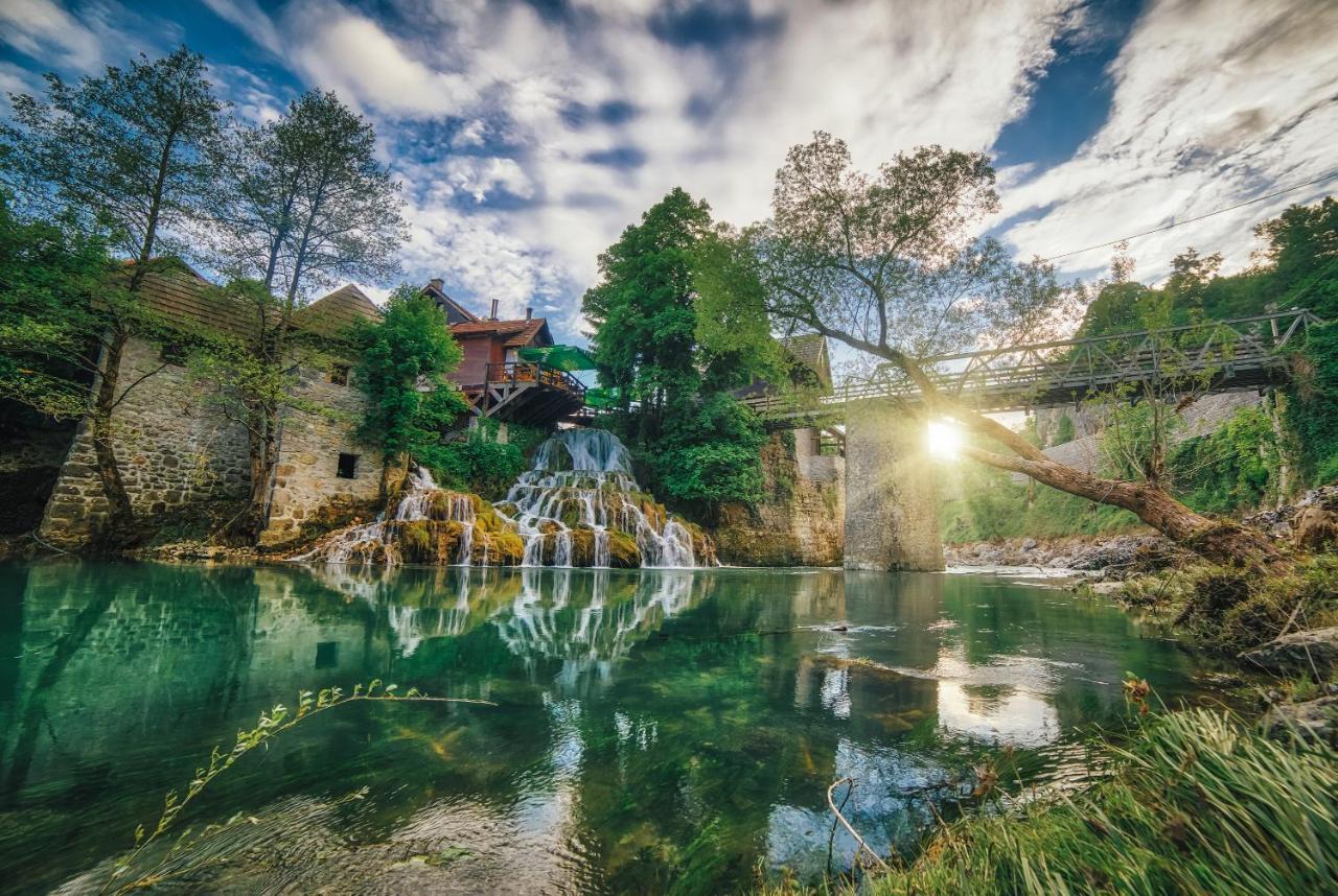 Apartman Medved Szluin Kültér fotó