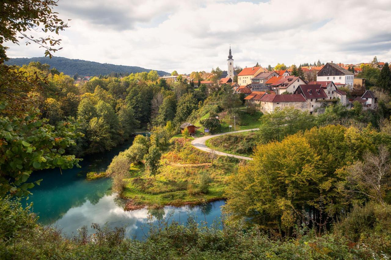Apartman Medved Szluin Kültér fotó