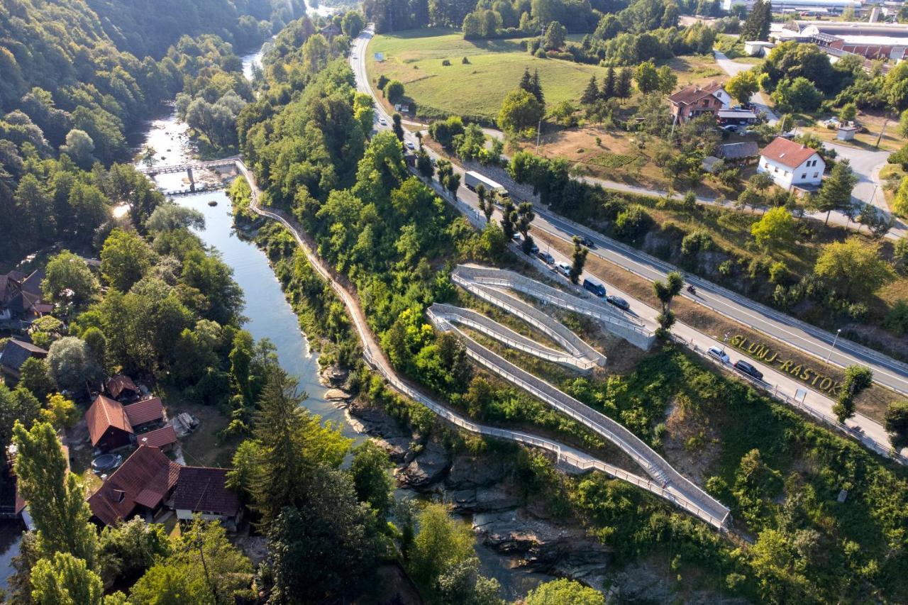 Apartman Medved Szluin Kültér fotó