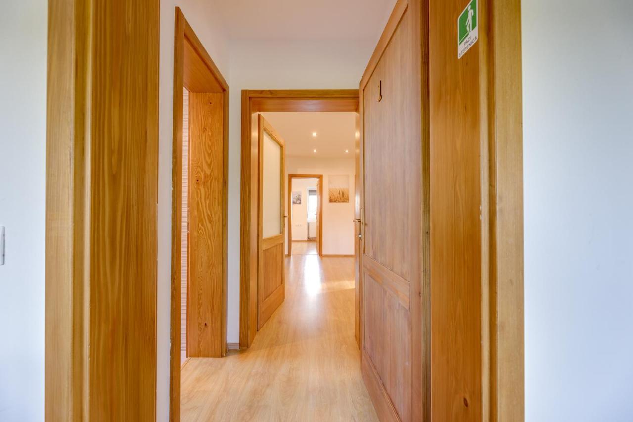 Apartman Medved Szluin Kültér fotó